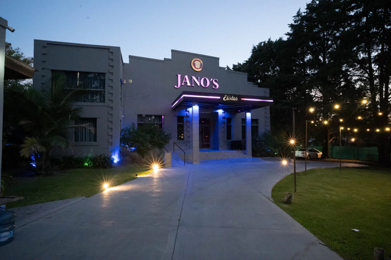 Jano’s Escobar